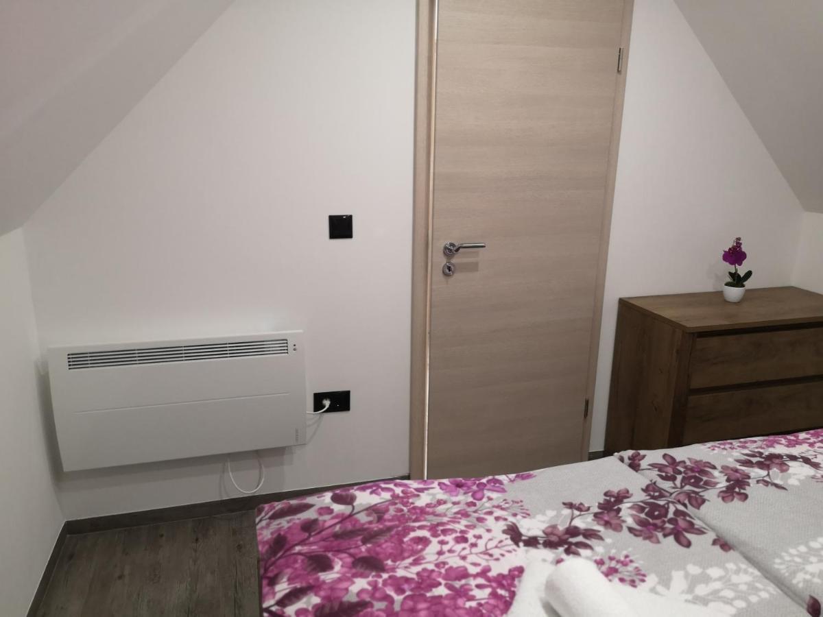 Apartamento App Aleksa 6168 Catez ob Savi Exterior foto